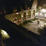 L'abri La Vall فندق مبيت وإفطار *