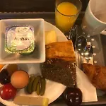 L'abri La Vall فندق مبيت وإفطار *