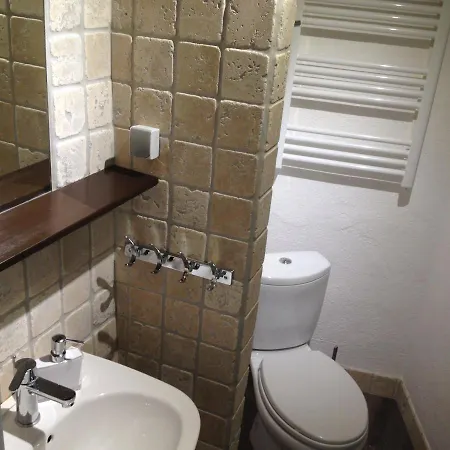 L'abri La Vall Bed & Breakfast Sorede