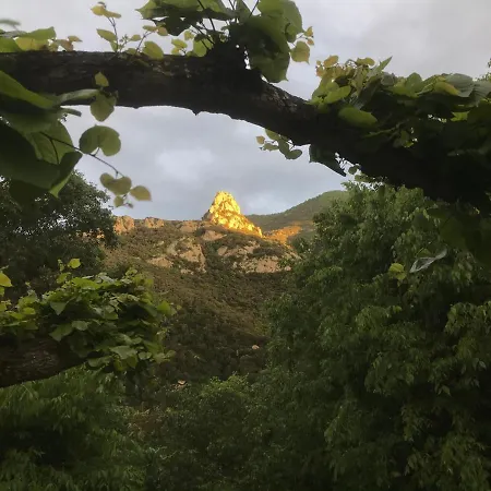 L'abri La Vall Bed & Breakfast Sorede