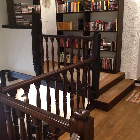 L'abri La Vall Bed & Breakfast